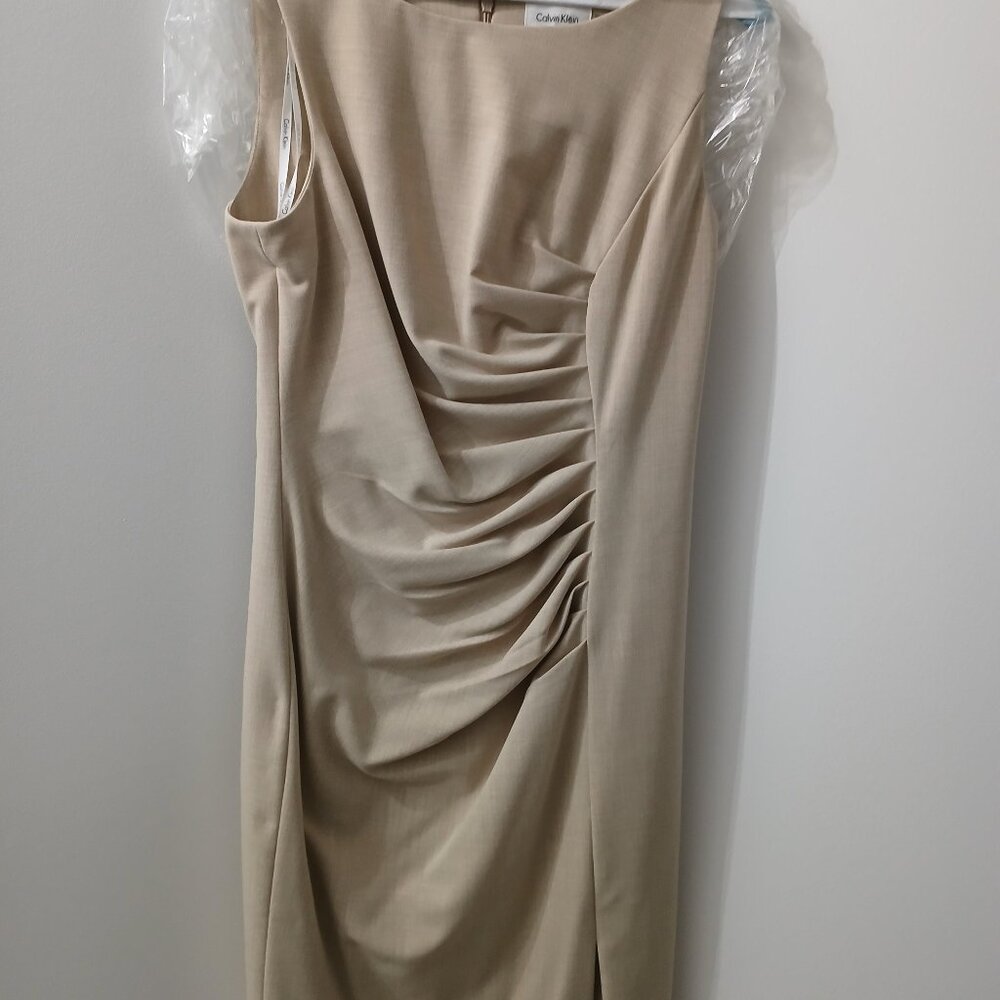 Calvin Klein Size 4 Tan Dress, Sleeveless